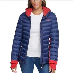 Tommy Hilfiger NEW jacket. Size small